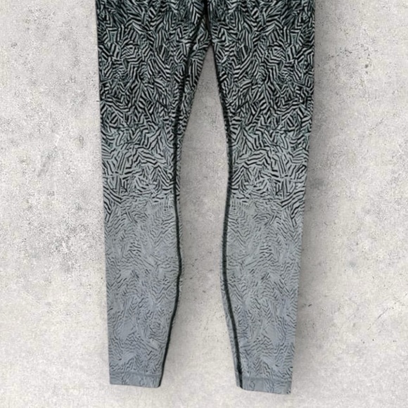 Lululemon Wunder Under Pant - Picture 4 of 12